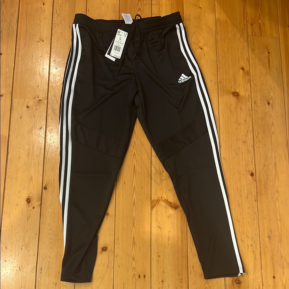 Men’s Adidas Black Tapered Fit. Jogger